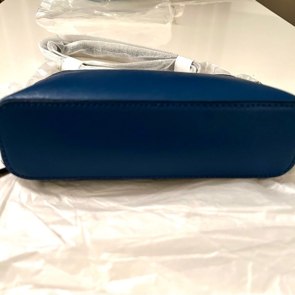 NWT DKNY Bryant Dome Crossbody Blue Top Zip Retail $148 - Picture 9 of 15